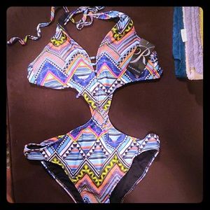 One piece bathing suit